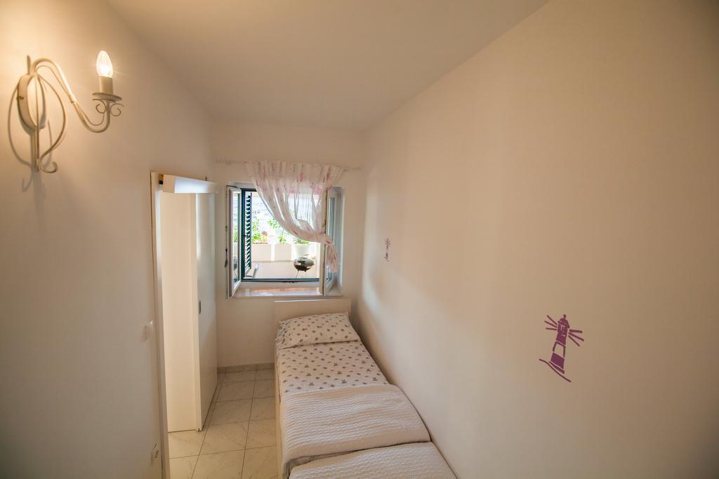 Beach Holiday Home Laura Mimice Pokoj fotografie